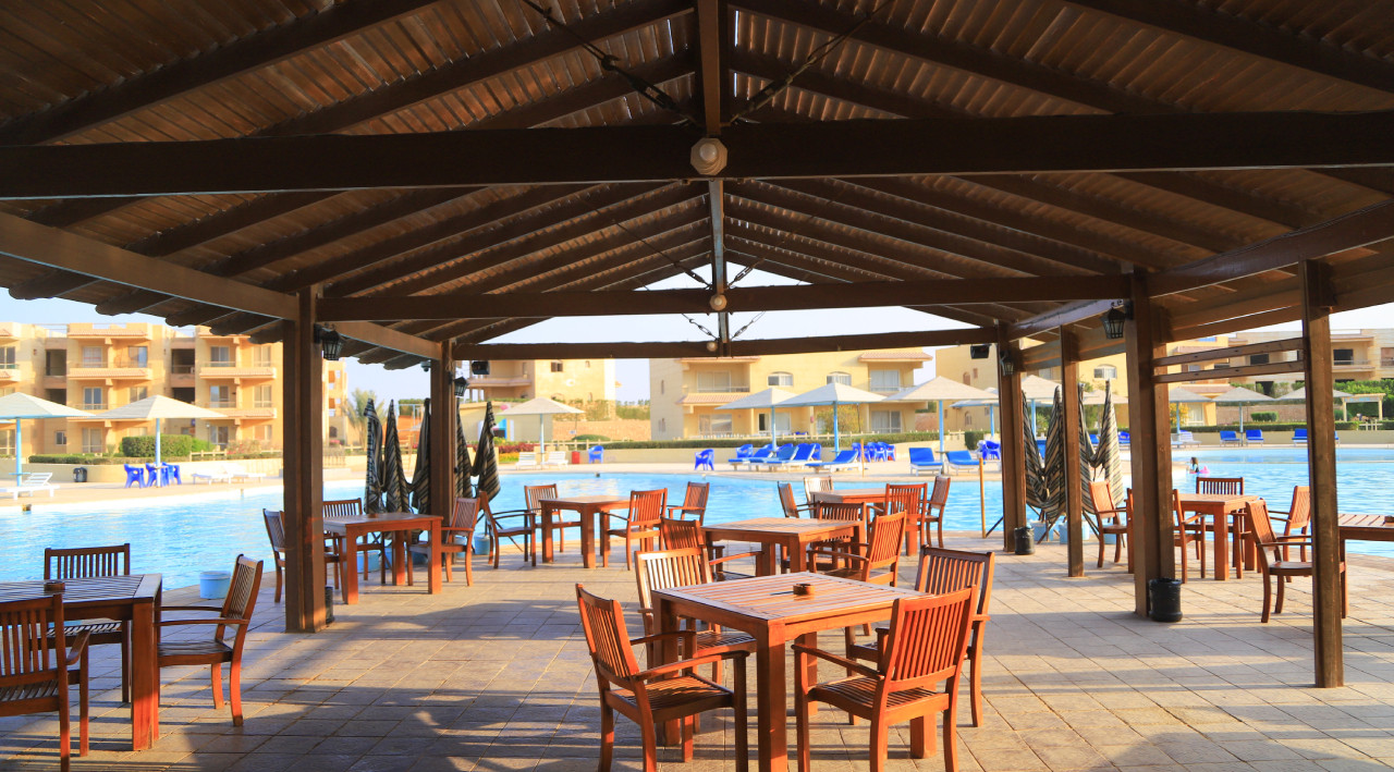 Café & Bars